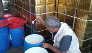 Şanlıurfa'da sahte olduğu şüphelenilen 400 kilo yağa el konuldu