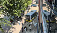 İnegöl'de kontrolden çıkan minibüs dükkana daldı