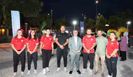 Hacılar meydanında çocuk şenliği