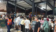 Seydikemer yangınında halk ve firmalar ekipler için seferber oldu