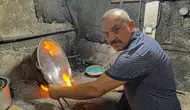 Ordu'da unutulmaya yüz tutan kalaycılık mesleğini tek başına yaşatıyor