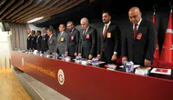 Dursun Özbek'ten transfer eleştirilerine yanıt Acele etmiyoruz
