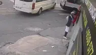 Kağıthane'de Türk bayrağını yere atan şüpheli gözaltına alındı