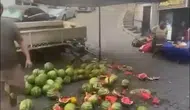 Aydın'da yol kavgası Sürücü pazar tezgahını otomobiliyle ezdi