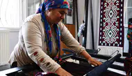 Şırnaklı annenin el emeği heybeler dört çocuğu üniversiteli yaptı