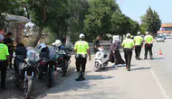 Adana trafiğinde kask bahanesi ceza kesilmesine engel olmadı