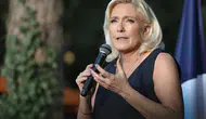 Marine Le Pen 2027 seçimleri için adaylık düğmesine bastı
