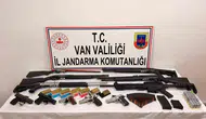 Van'da silahlı yağma operasyonu 800 hayvan kurtarıldı