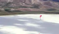 Kuruyan Akgöl yağışlarla dirildi ve gökyüzü şenlendi