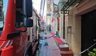 İstiklal Caddesi'ndeki restorandan dumanlar yükseliyor