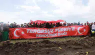Motorcular Ağrı’nın zirvesinde huzur mesajı verdi
