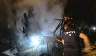 Gölpazarı’nda gece vakti depo yangını paniği
