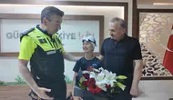 Şehit kızı Eylül Asel yüzme havuzunda madalyaları topladı