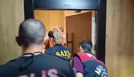 İkinci el araç satanları noter taklidiyle dolandıran şebeke çökertildi