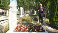 Bakan Ersoy tarih dünyasının önemli isimlerini Fatih Külliyesi'nde andı