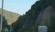 Karabük yolunda direksiyon başındaki sorumsuzluk görüntülendi
