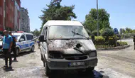 Samsun Çarşamba’da seyir halindeki minibüs alevlere teslim oldu