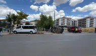 Eskişehir’de iki araç çarpıştı 8 kişi hastaneye kaldırıldı