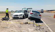 Kayseri'de iki otomobil çarpıştı 2 ölü ve 9 yaralı var