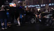 İnegöl'de trafik kazası 5 kişi hastaneye kaldırıldı