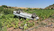 Adıyaman'da kontrolden çıkan otomobil şarampole yuvarlandı