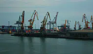Rusya Odessa limanındaki askeri tesisi vurdu