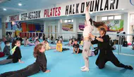 Merkezefendili çocuklar yaz tatilini sporla değerlendiriyor