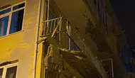 Üsküdar’da aniden çöken balkon sonrası bina mühürlendi
