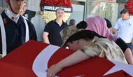 Sakarya genç uzman çavuşunu gözyaşlarıyla toprağa verdi