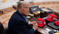 Trump'tan cenaze törenine skandal yorum: Yine tehdit etti