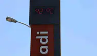 Adana’da hava sıcaklığı 42 dereceyi gördü