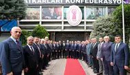 Numan Kurtulmuş esnafın kapısını çaldı
