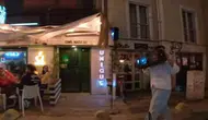 Eskişehir'de sokak ortasında son ses müzik keyfi tepki topladı