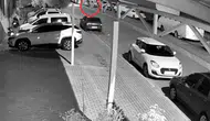 Antalya’da alkollü stajyer sürücü park halindeki araçlara daldı