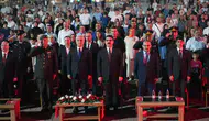 Muş Kent Meydanı 15 Temmuz anması için doldu taştı