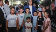 Şehitkamil Belediye Başkanı Yılmaz sahadaki talepleri dinliyor