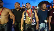 Erkan Taş Kırkpınar zaferini asırlık hamam geleneğiyle taçlandırdı