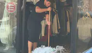 Yalova’da ana su borusu patladı ve caddeyi göle çevirdi