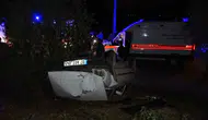Antalya yolunda pehlivanın kullandığı araç şarampole uçtu