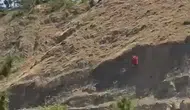 Elazığ Keban’da dağlık alanda alevler yükseliyor
