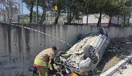 Antakya’da otomobil takla attı sürücü hastaneye kaldırıldı