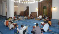 Cizreli çocuklar yaz tatilini camilerde spor ve eğitimle geçiriyor