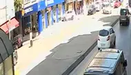 Gaziosmanpaşa’da kontrolden çıkan cip dükkana daldı