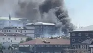 Arnavutköy'de evlerin dibinde korkutan yangın