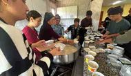 Ardahan Damal’da komşular aşure sofrasında buluştu