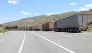 Esendere sınırında 12 kilometrelik TIR çilesi