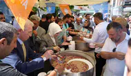 Bakan Göktaş Erzincan sokaklarında vatandaşla buluştu