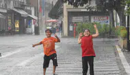 Edirne’de aniden bastıran yağmur hayatı durdurdu