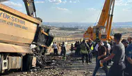 Ankara'da hafriyat kamyonları çarpıştı 2 şoför hayatını kaybetti