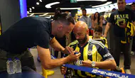 Vedat Muriqi taraftarlarla bir araya geldi